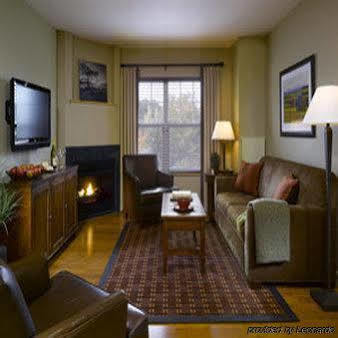 Mountain 3* Burlington